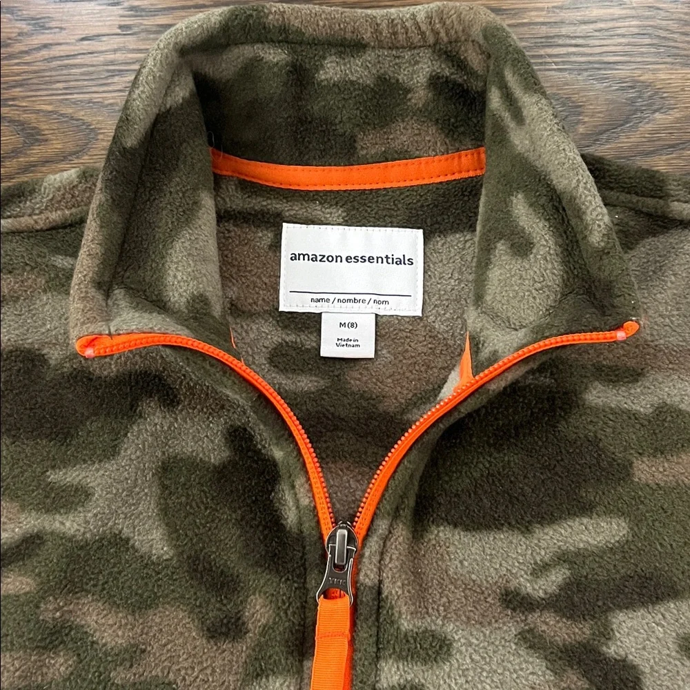 EUC Amazon Camo Fleece Vest size 8